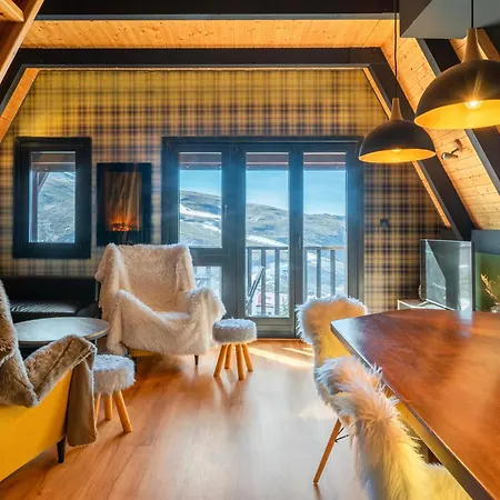 Apartment Penthouse In The Clouds & Parking Sierra Nevada